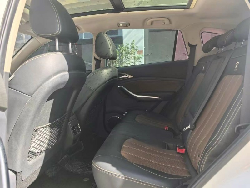 广州18年比亚迪宋4