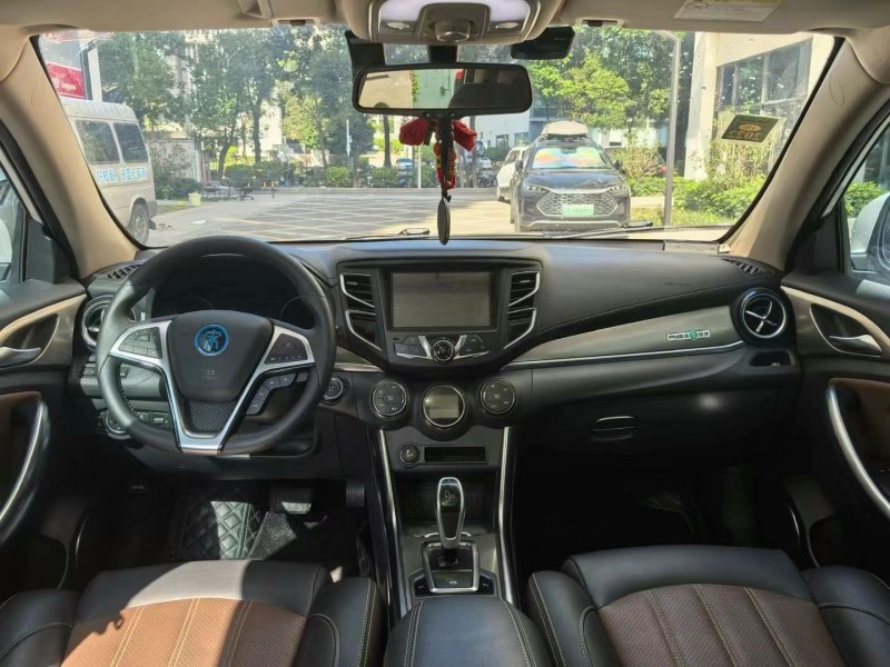 广州18年比亚迪宋6