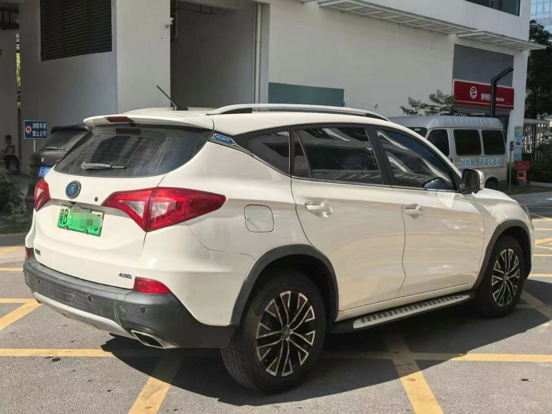 广州18年比亚迪宋8