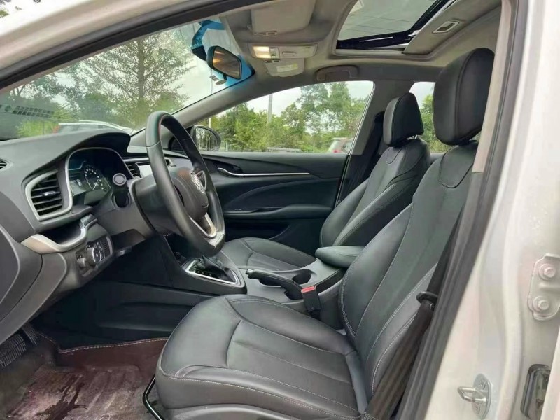 广州21年别克英朗5