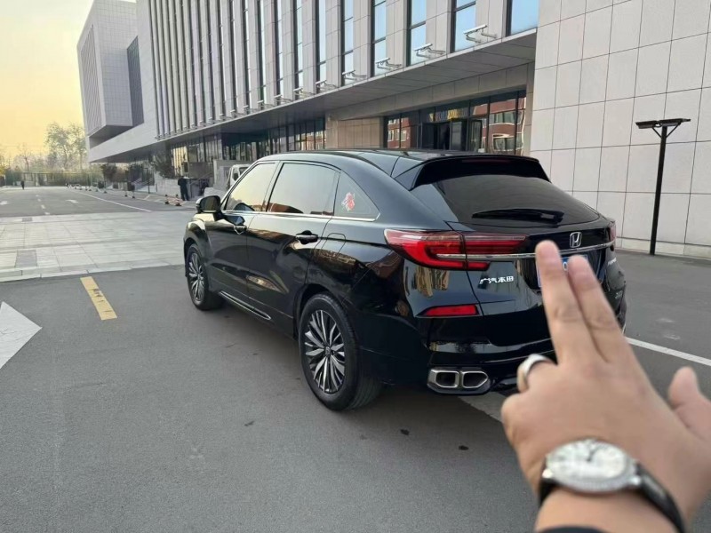 济宁22年本田冠道5