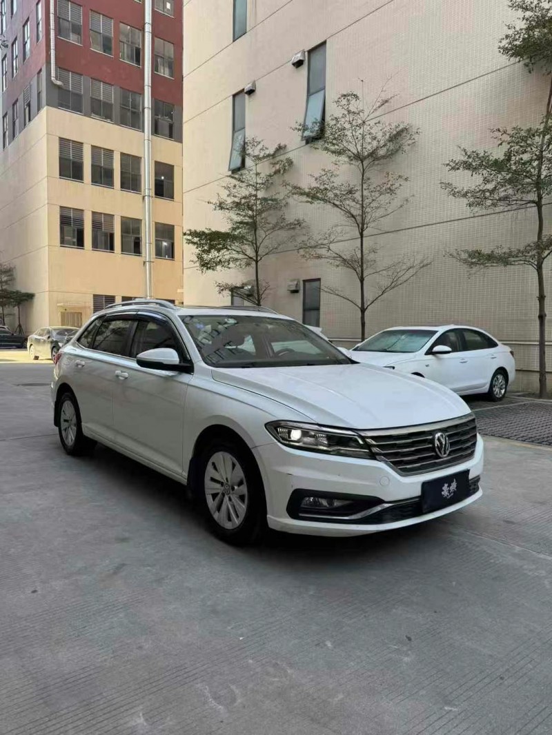 广州19年大众朗逸1