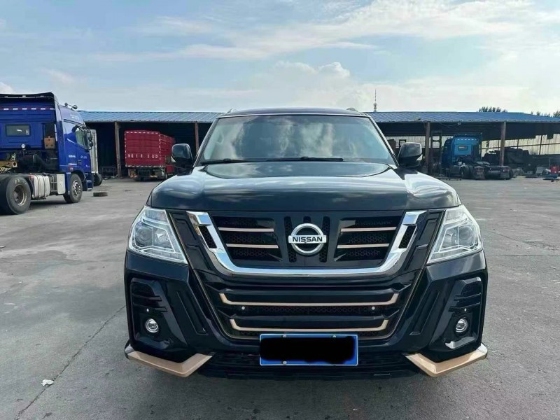 济宁18年日产途乐1