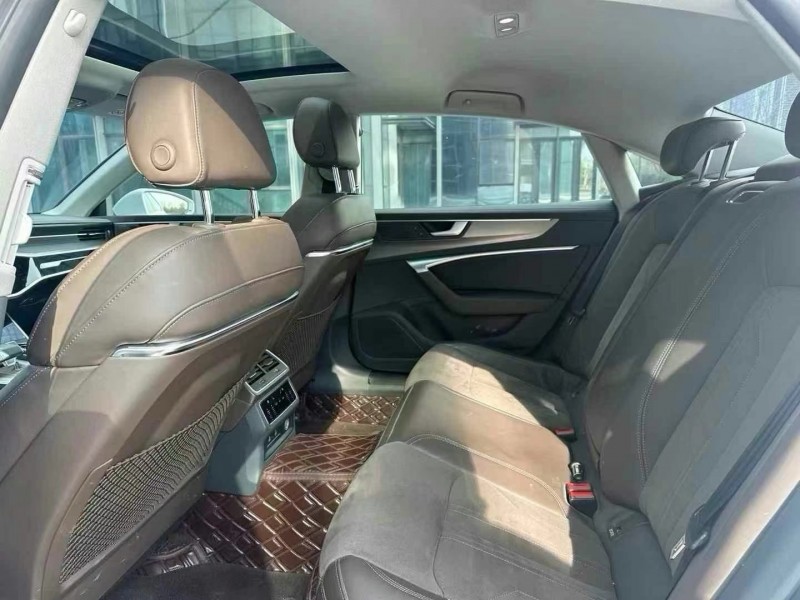 青岛23年奥迪A7L3