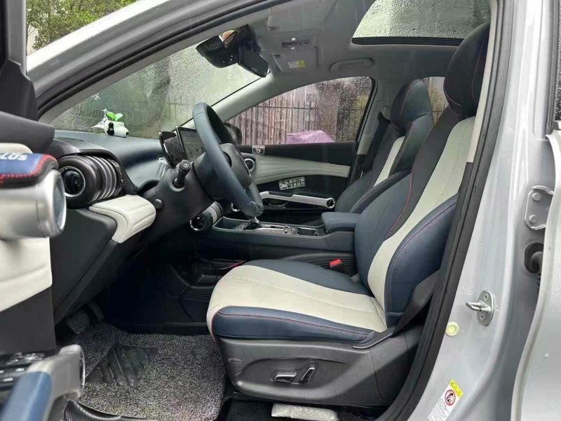 深圳22年比亚迪元2