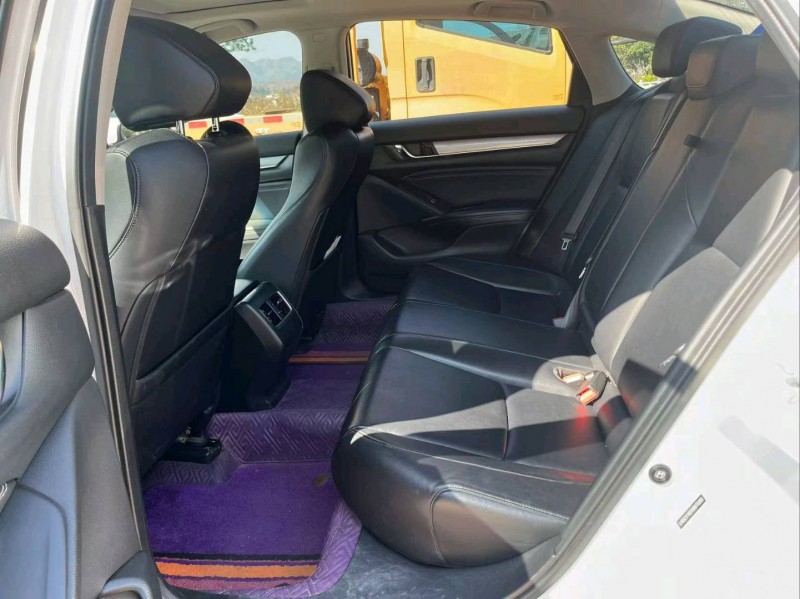 广州18年本田雅阁8