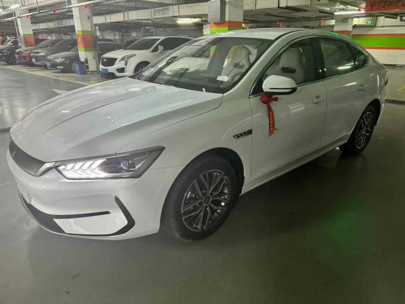 济宁24年比亚迪秦2