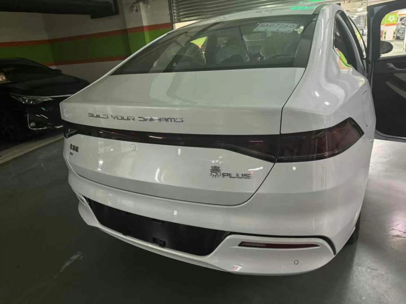 济宁24年比亚迪秦6