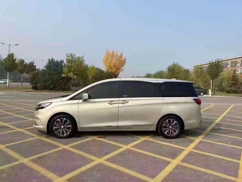 济宁20年别克GL87