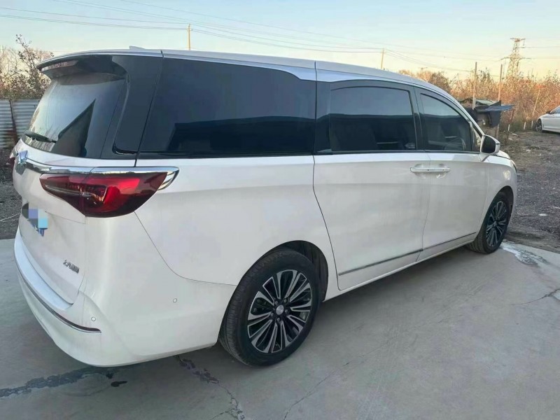 济宁20年别克GL88