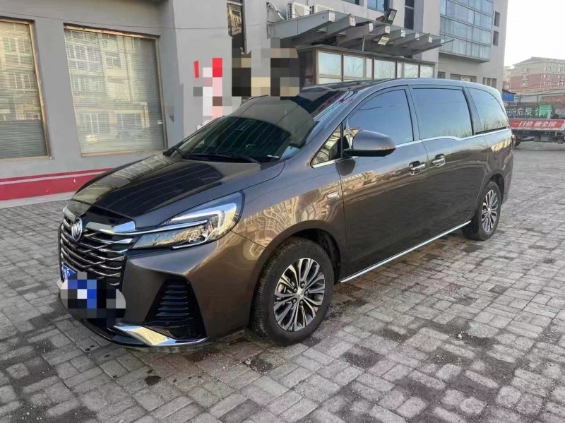 保定23年别克GL83