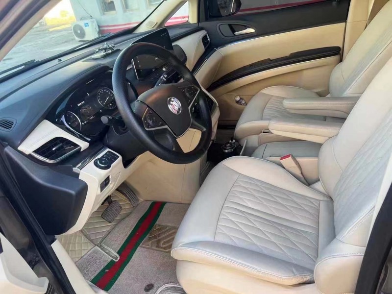 保定23年别克GL88