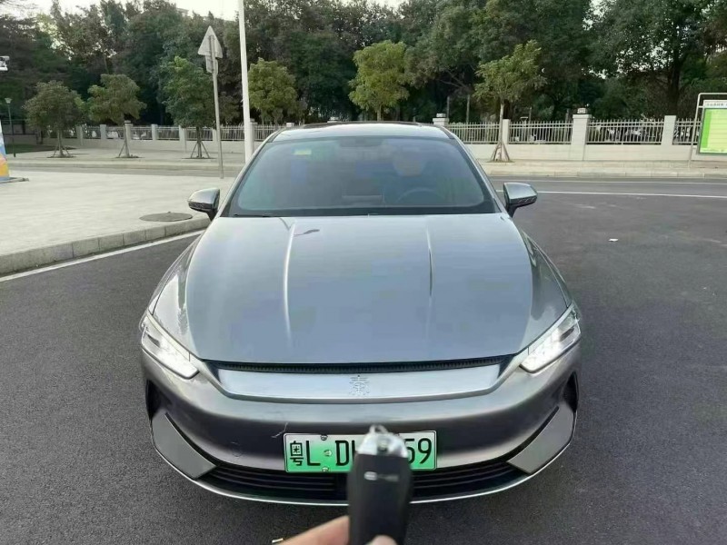 广州24年比亚迪秦1