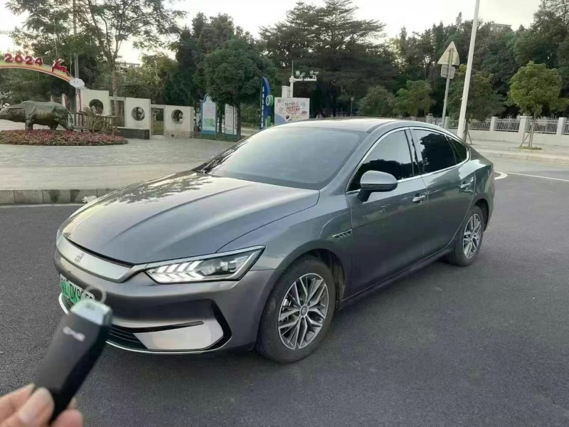 广州24年比亚迪秦2