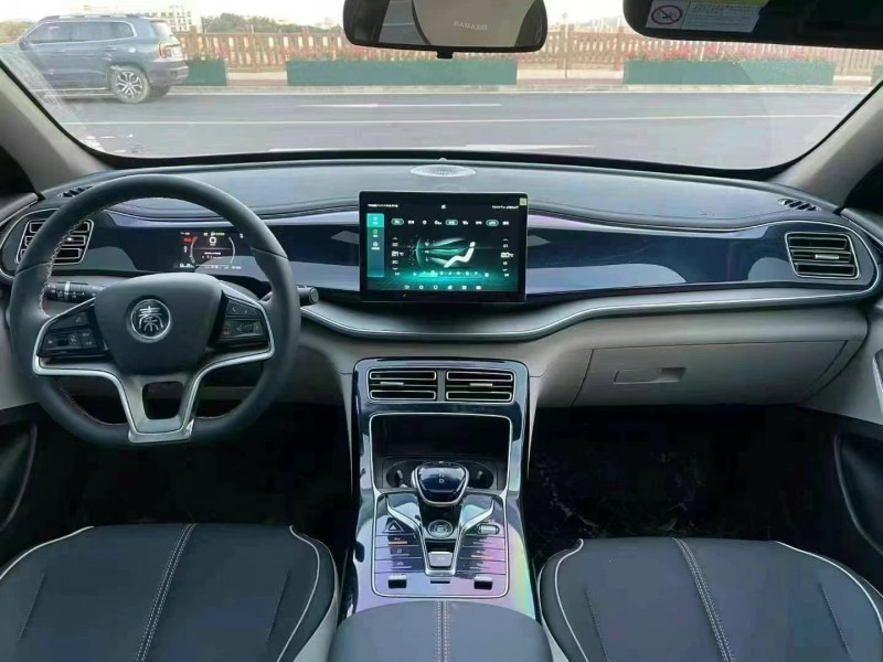 广州24年比亚迪秦5