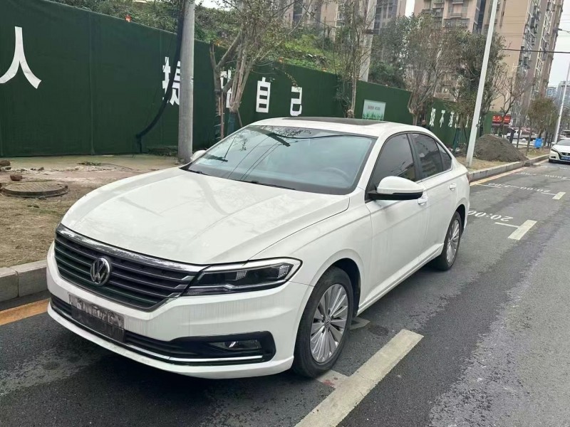 成都18年大众朗逸3