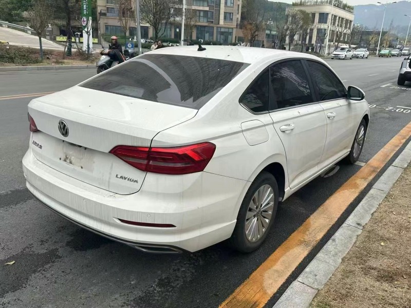 成都18年大众朗逸7