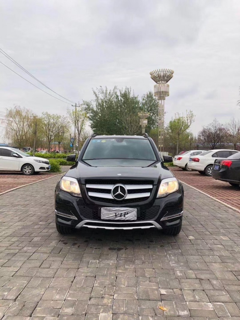 保定13年奔驰GLK1