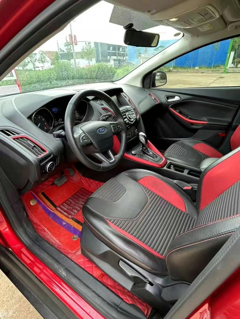 徐州20年福特福克斯7