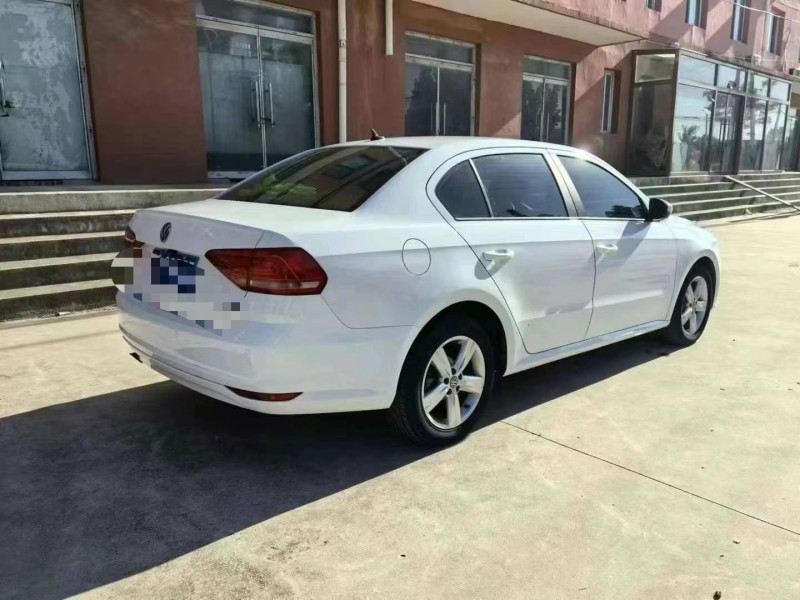 保定19年大众朗逸4