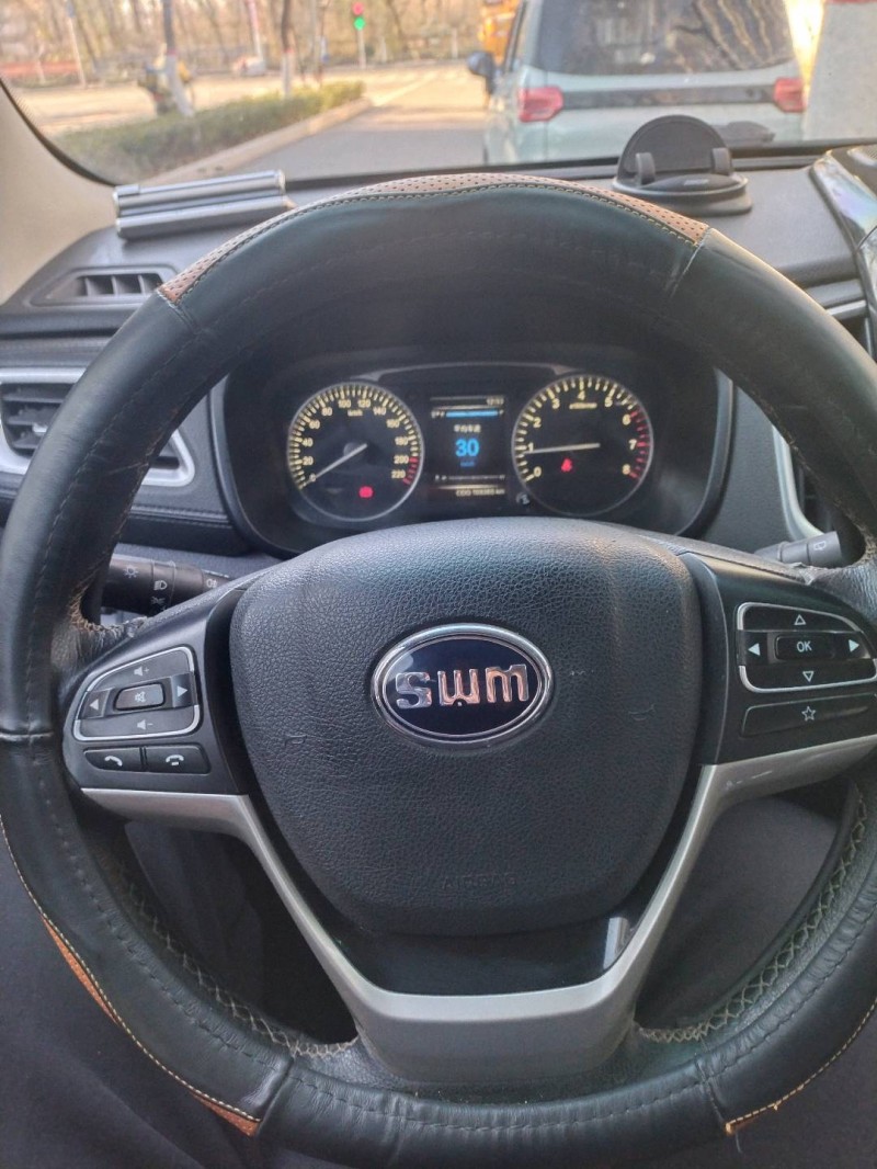 廊坊18年SWM斯威汽車X713