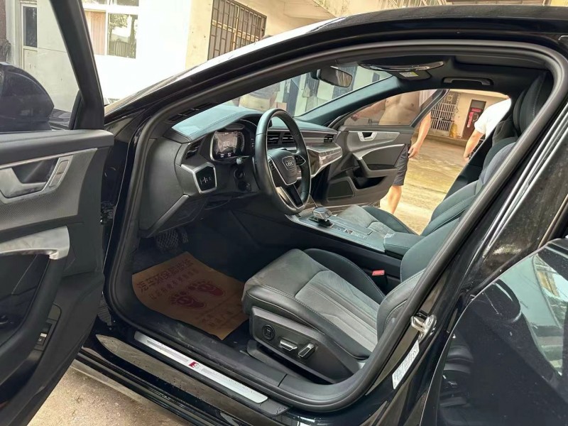 徐州23年奥迪A6L4