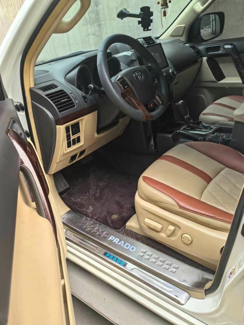 保定15年丰田普拉多6