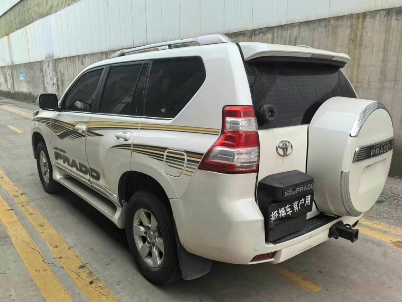 保定15年丰田普拉多7