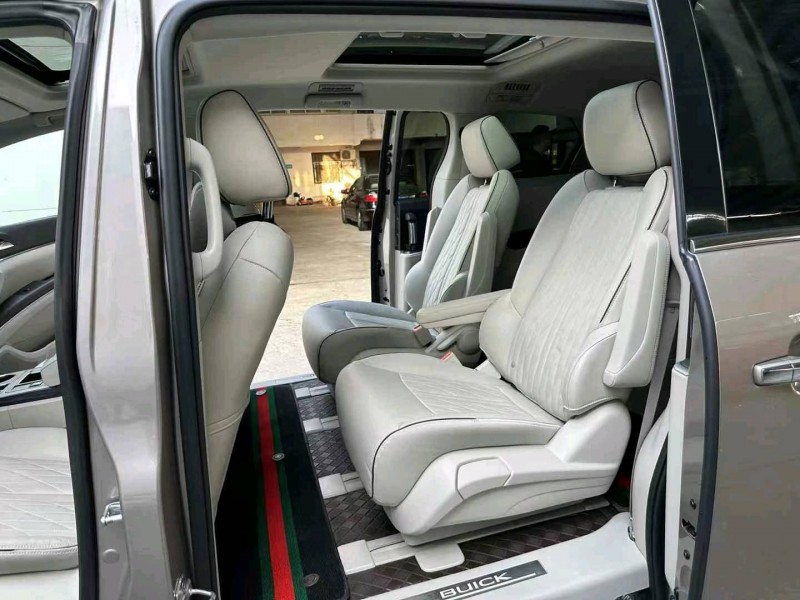 徐州21年别克GL84