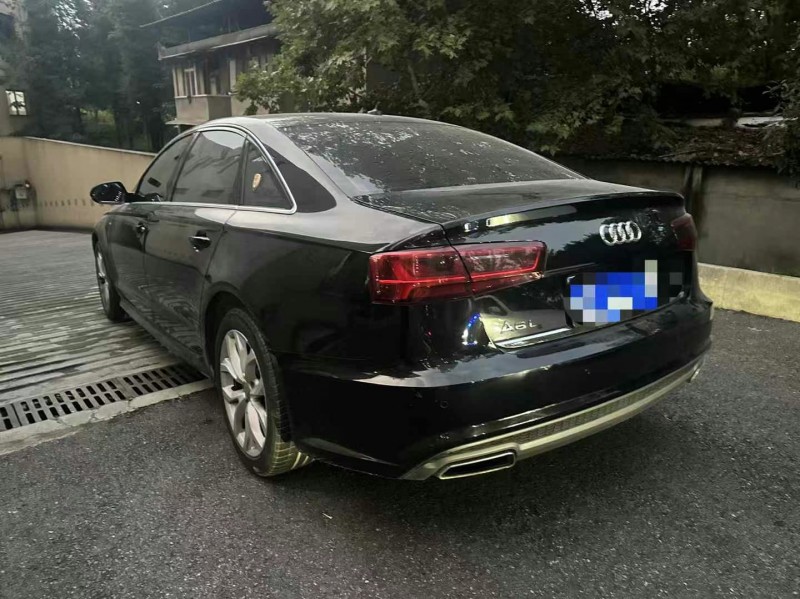 成都17年奥迪A6L7