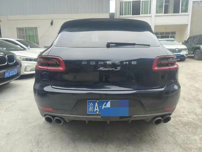 成都19年保时捷Macan7