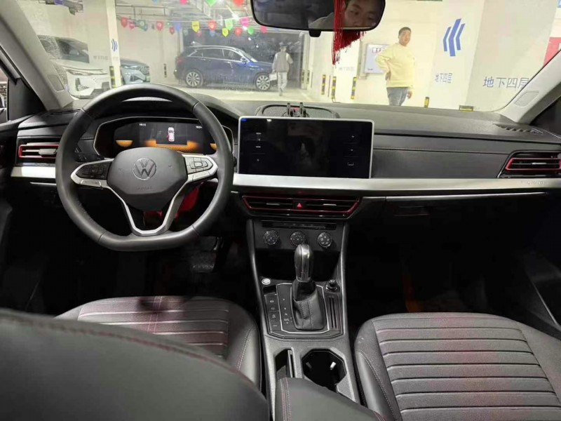 成都24年大众朗逸3