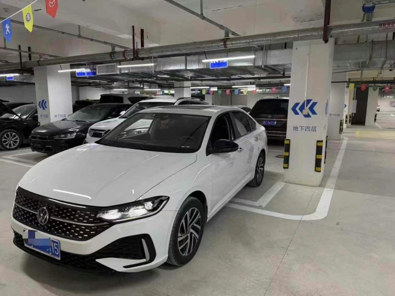 成都24年大众朗逸6