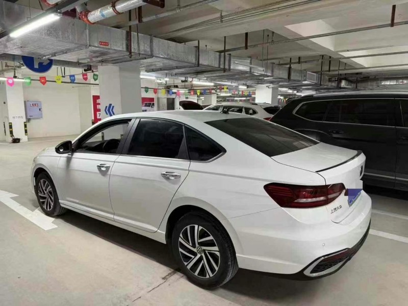 成都24年大众朗逸9