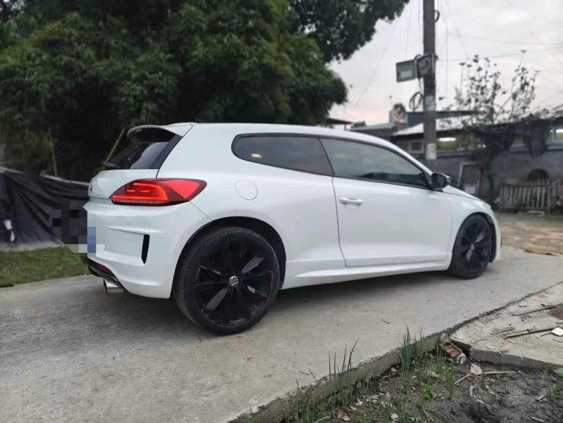 成都16年大众尚酷8