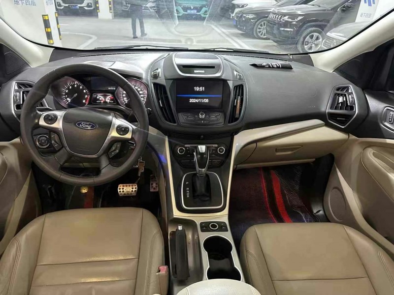 成都14年福特翼虎4