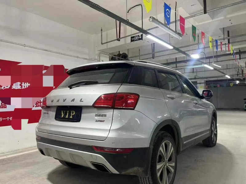 成都15年哈弗H67