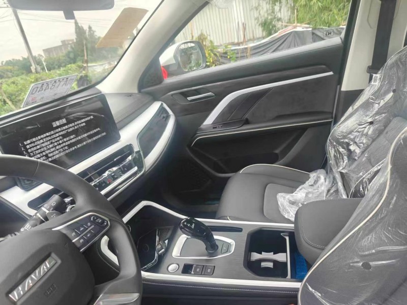 成都24年哈弗H67