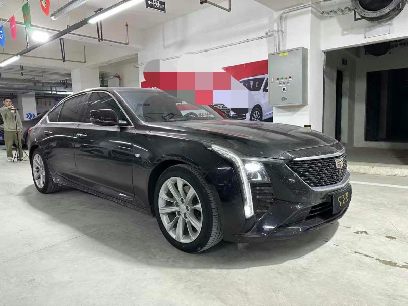 成都24年凯迪拉克CT52