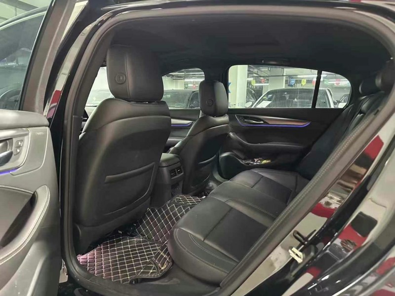 成都24年凯迪拉克CT54