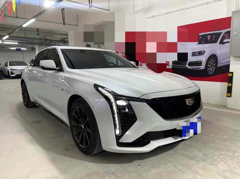 成都24年凯迪拉克CT52