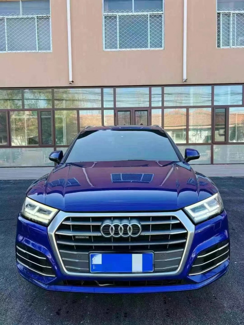 济宁19年奥迪Q51