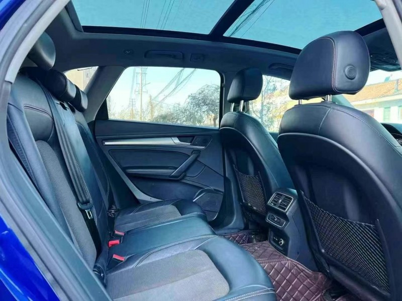 济宁19年奥迪Q55