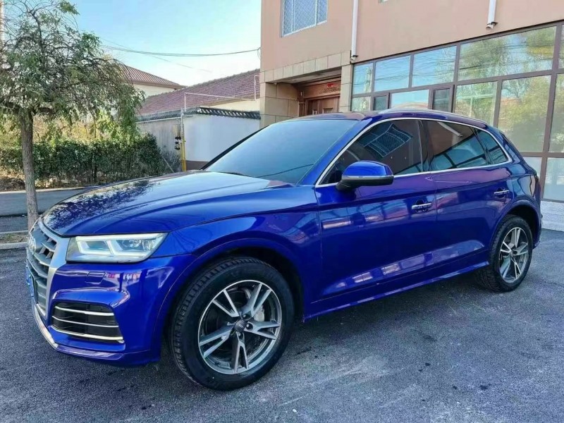 济宁19年奥迪Q59