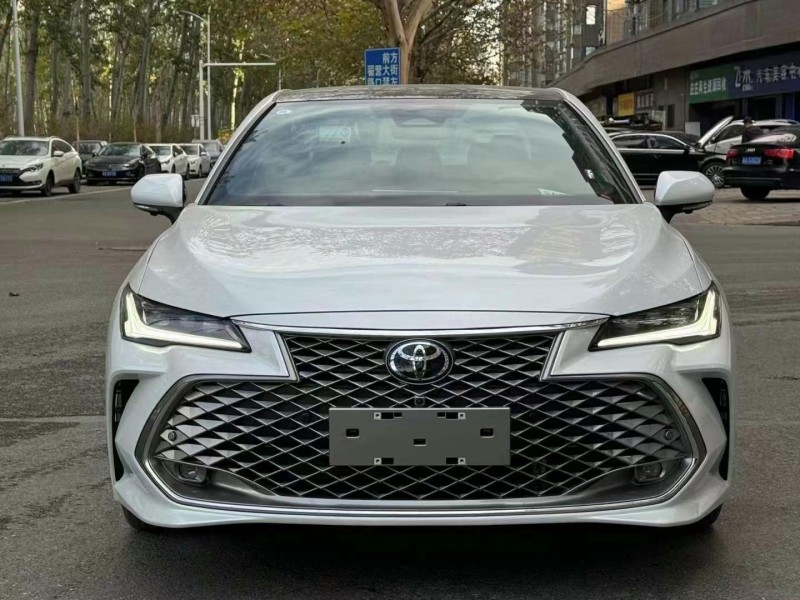 保定24年丰田亚洲龙1