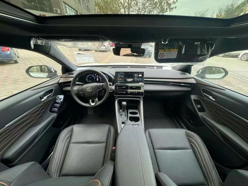 保定24年丰田亚洲龙4