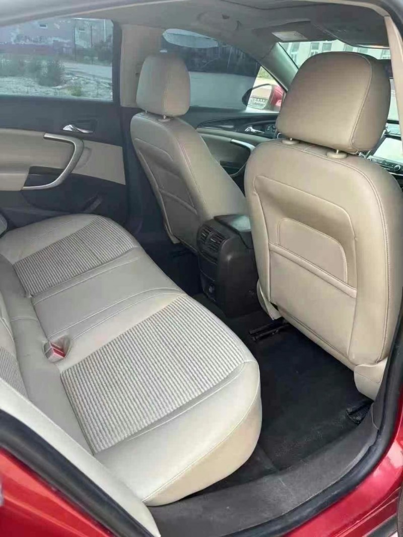 济宁14年别克君威4