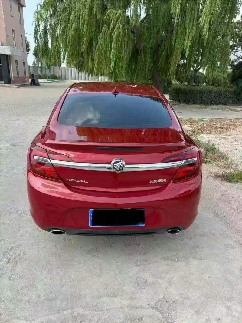 济宁14年别克君威9