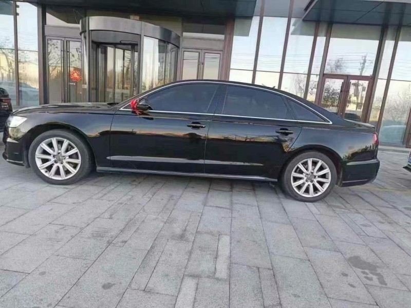 济宁18年奥迪A6L3