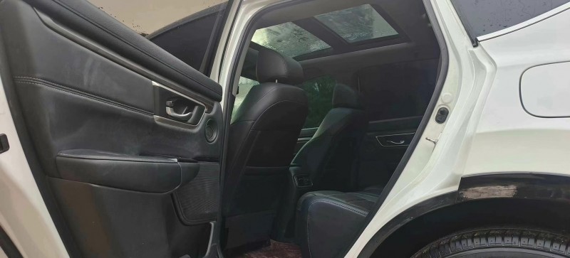 济宁22年本田CRV8